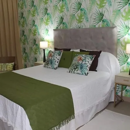 Apartamento De Luxo T2, 7 Piscinas E A 5 Minutos *